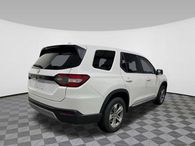 new 2025 Honda Pilot car, priced at $46,065