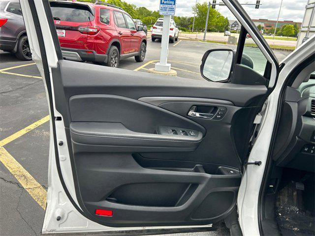 used 2023 Honda Ridgeline car, priced at $35,000