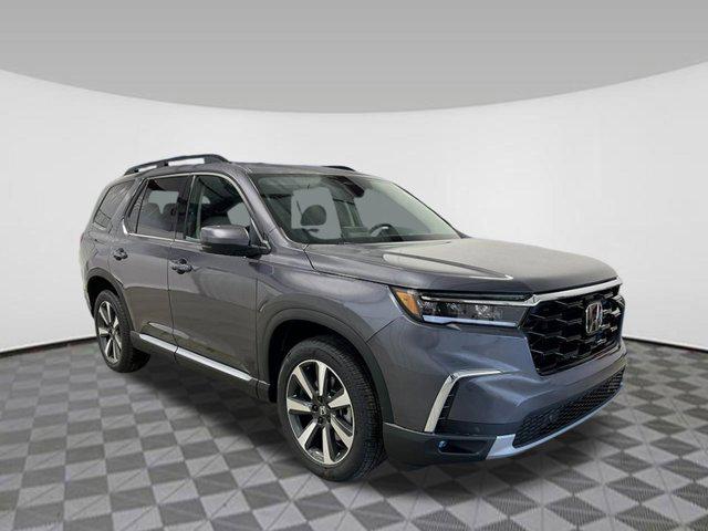 new 2025 Honda Pilot car, priced at $47,824