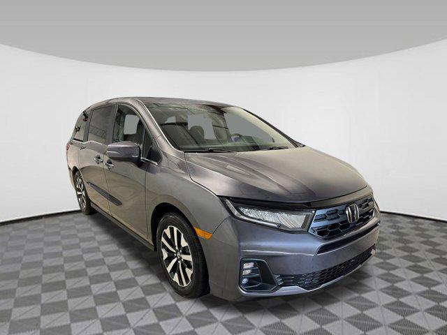 new 2025 Honda Odyssey car, priced at $40,816