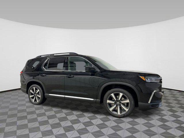 new 2025 Honda Pilot car, priced at $47,231