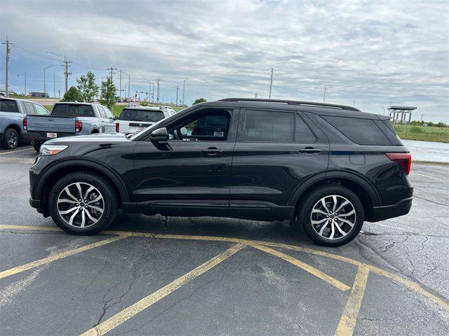 used 2020 Ford Explorer car, priced at $27,895