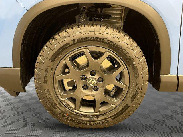 new 2025 Honda Pilot car, priced at $48,260