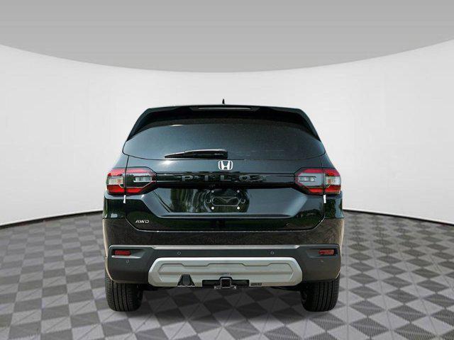 new 2025 Honda Pilot car, priced at $45,629