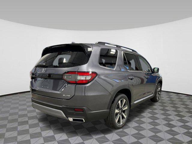 new 2025 Honda Pilot car, priced at $52,360