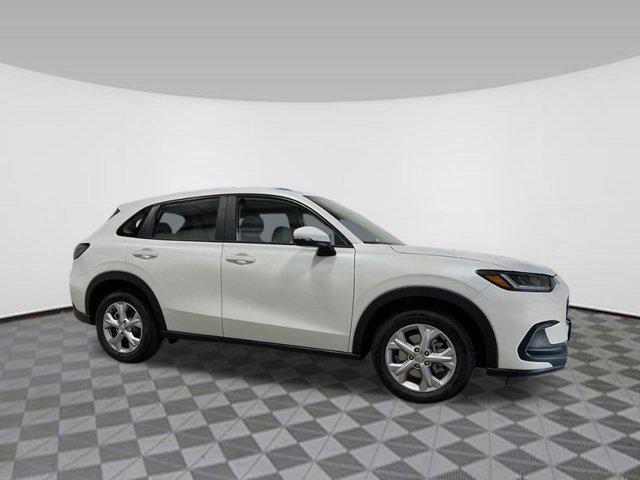 new 2025 Honda HR-V car, priced at $28,005