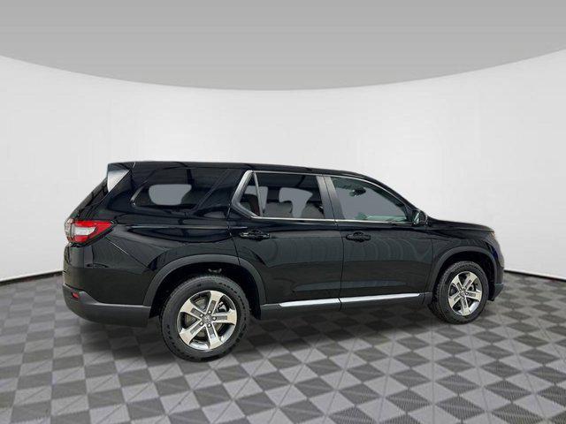 new 2025 Honda Pilot car, priced at $44,268