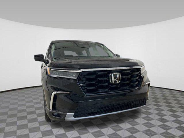 new 2025 Honda Pilot car, priced at $44,268