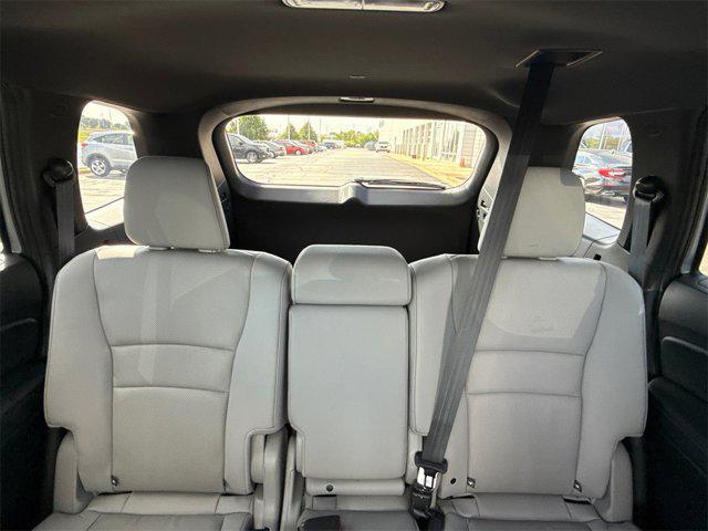 used 2022 Honda Passport car, priced at $31,111