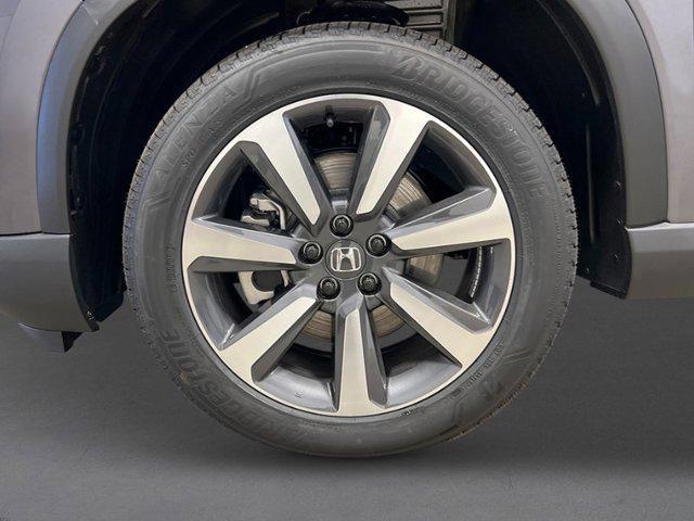 new 2025 Honda Pilot car, priced at $50,177
