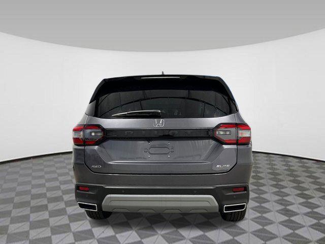 new 2025 Honda Pilot car, priced at $50,177