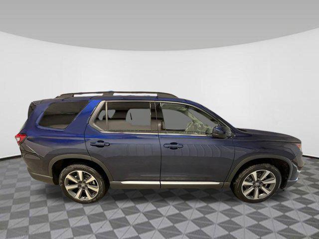 new 2025 Honda Pilot car, priced at $50,477