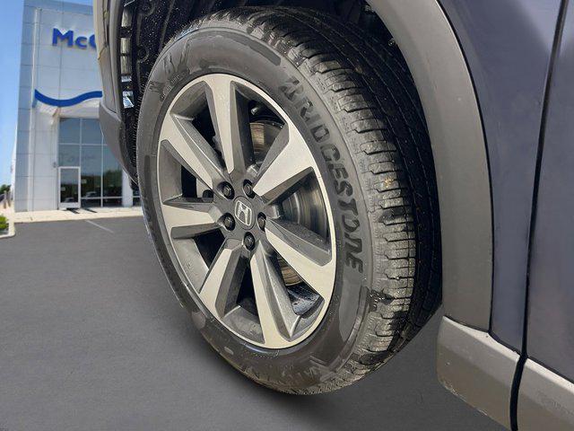 new 2025 Honda Pilot car, priced at $52,360