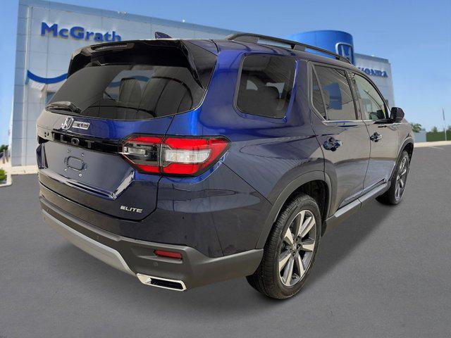 new 2025 Honda Pilot car, priced at $52,360