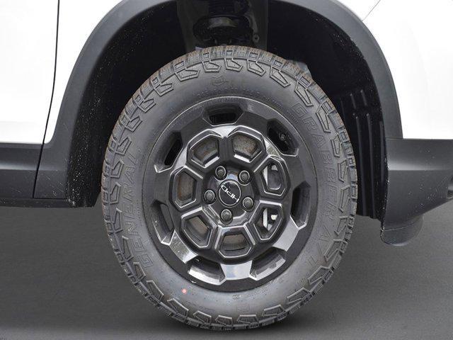 new 2025 Honda Ridgeline car, priced at $43,600