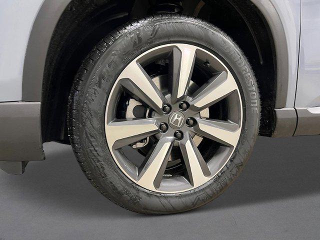 new 2025 Honda Pilot car, priced at $47,658