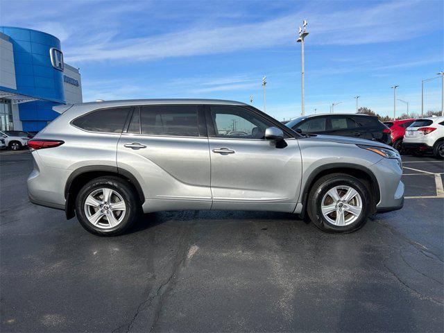 used 2020 Toyota Highlander car, priced at $24,811