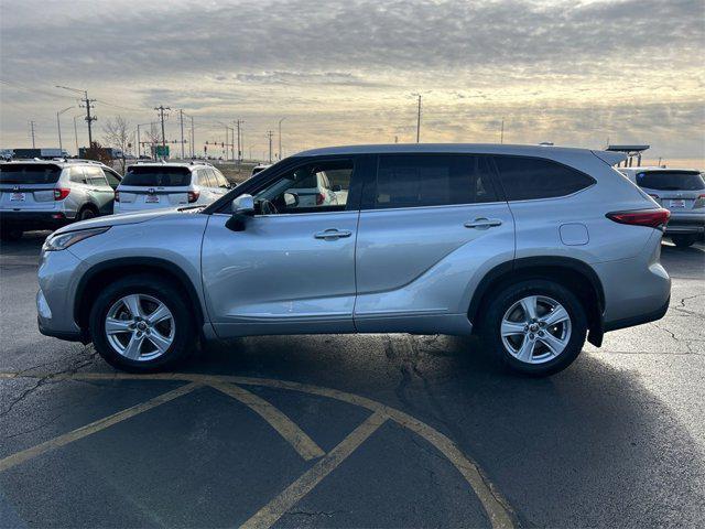 used 2020 Toyota Highlander car, priced at $24,811