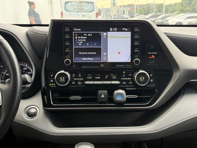 used 2022 Toyota Highlander car, priced at $36,795