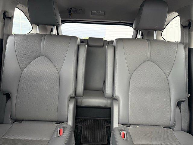 used 2022 Toyota Highlander car, priced at $36,795
