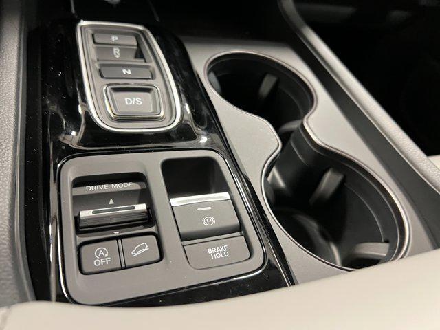 new 2025 Honda Pilot car, priced at $44,269