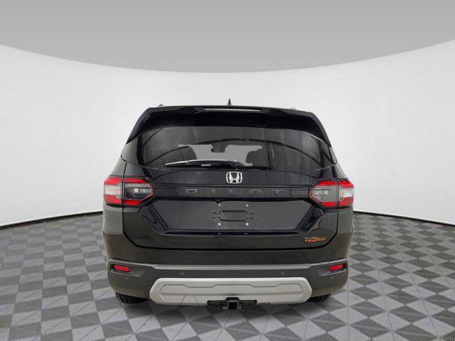 new 2025 Honda Pilot car, priced at $47,833