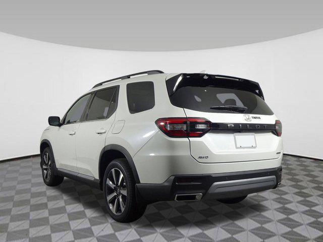 new 2025 Honda Pilot car, priced at $49,335