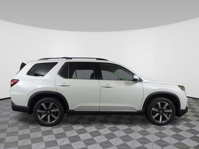new 2025 Honda Pilot car, priced at $52,187