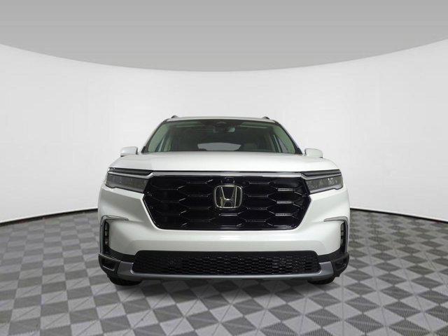 new 2025 Honda Pilot car, priced at $52,187