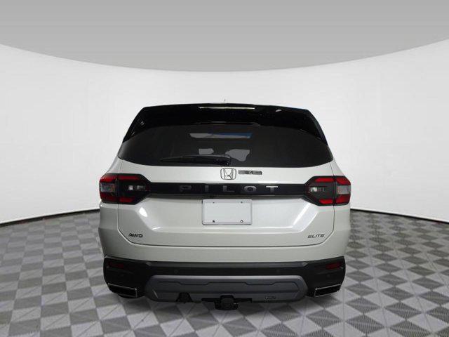 new 2025 Honda Pilot car, priced at $52,187