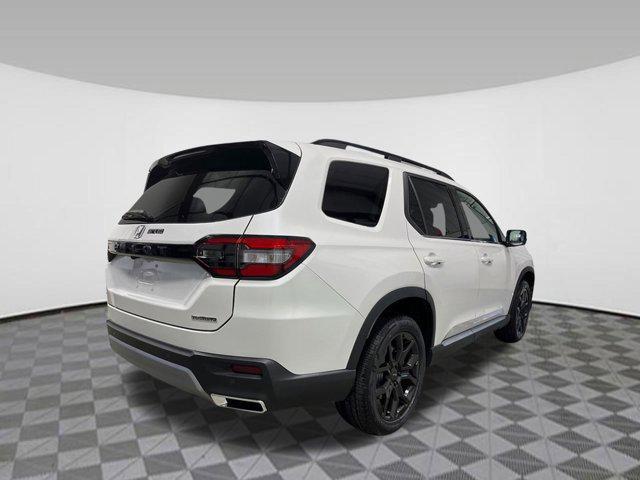 new 2025 Honda Pilot car, priced at $49,167