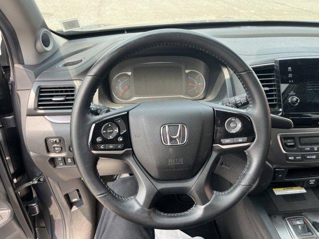 used 2022 Honda Pilot car, priced at $33,295