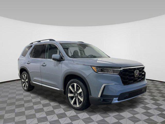 new 2025 Honda Pilot car, priced at $52,815