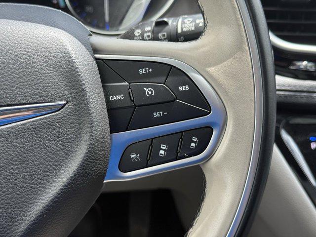 used 2018 Chrysler Pacifica car, priced at $17,795