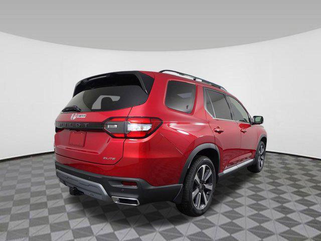 new 2025 Honda Pilot car, priced at $54,535