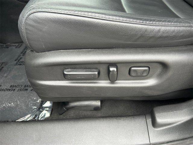 used 2022 Honda Pilot car, priced at $32,111