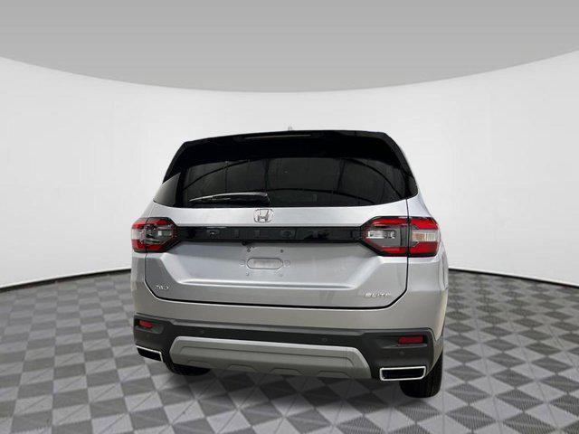 new 2025 Honda Pilot car, priced at $52,330