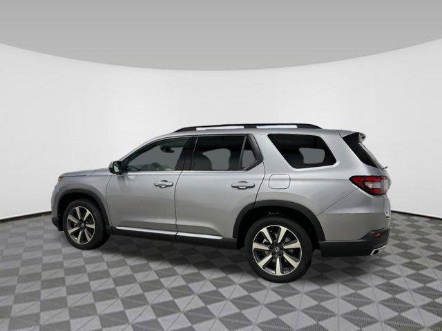 new 2025 Honda Pilot car, priced at $52,330