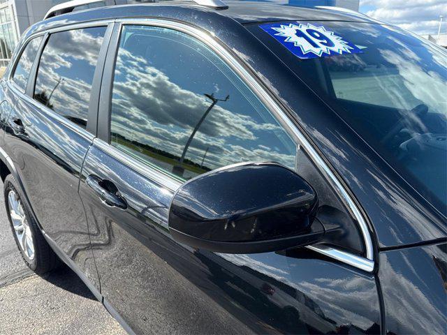 used 2019 Jeep Cherokee car, priced at $10,750