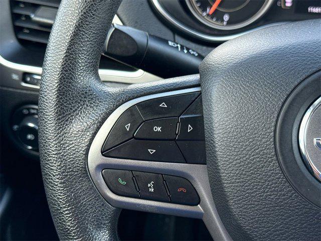 used 2019 Jeep Cherokee car, priced at $10,750