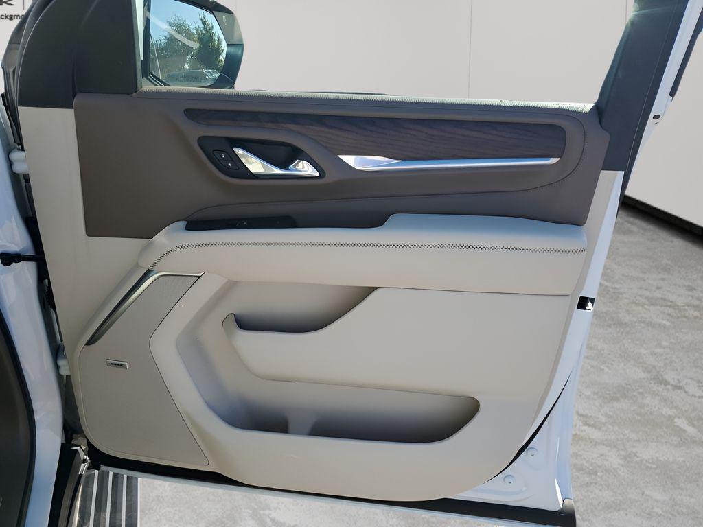 used 2021 GMC Yukon XL car, priced at $51,977