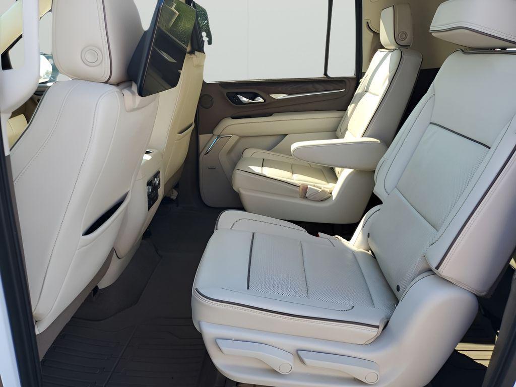 used 2021 GMC Yukon XL car, priced at $51,977