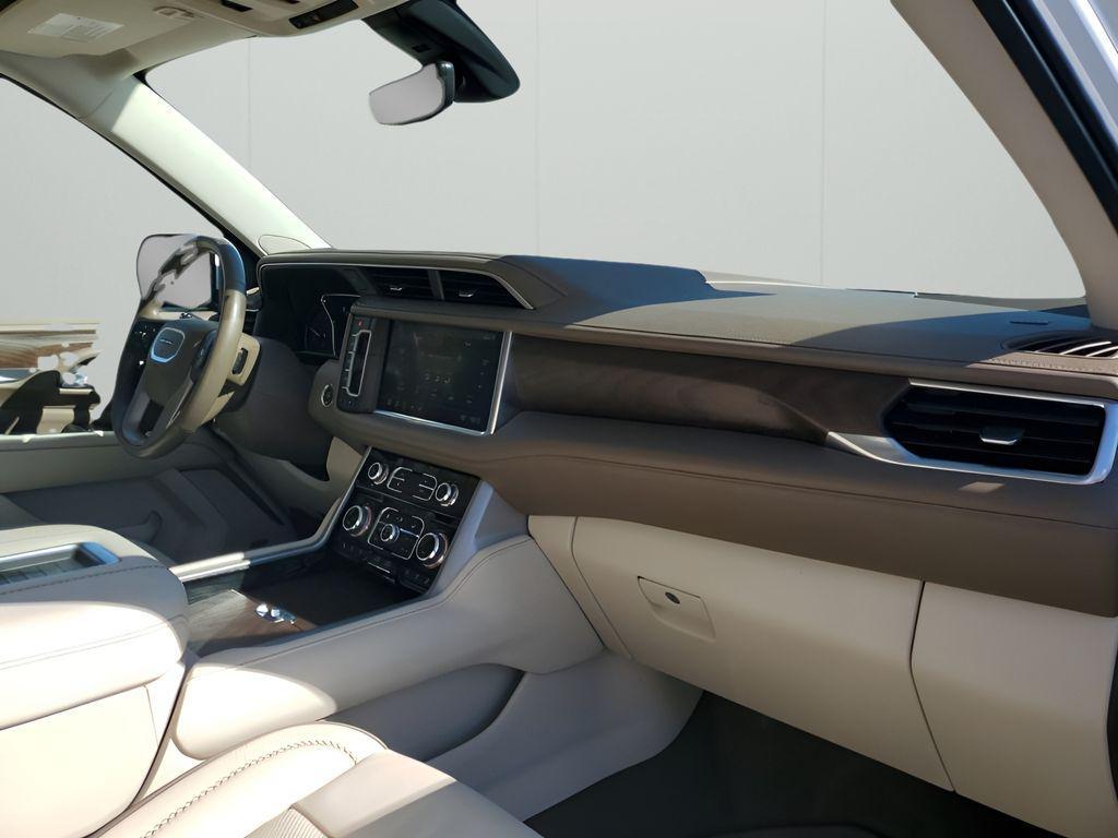 used 2021 GMC Yukon XL car, priced at $51,977