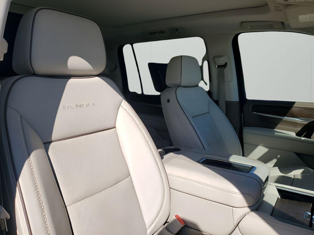 used 2021 GMC Yukon XL car, priced at $51,977