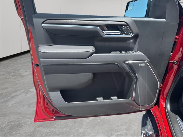new 2025 GMC Sierra 1500 car, priced at $56,533