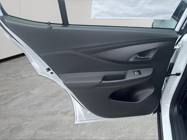 new 2025 Buick Envista car, priced at $28,374
