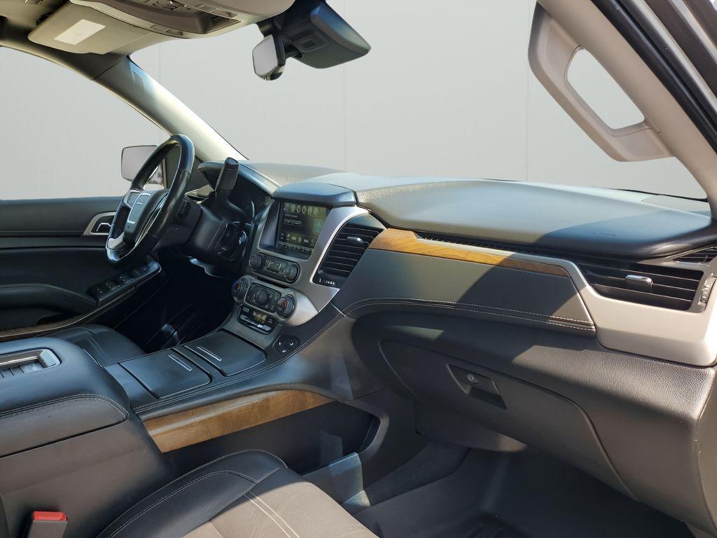 used 2019 GMC Yukon car, priced at $29,399