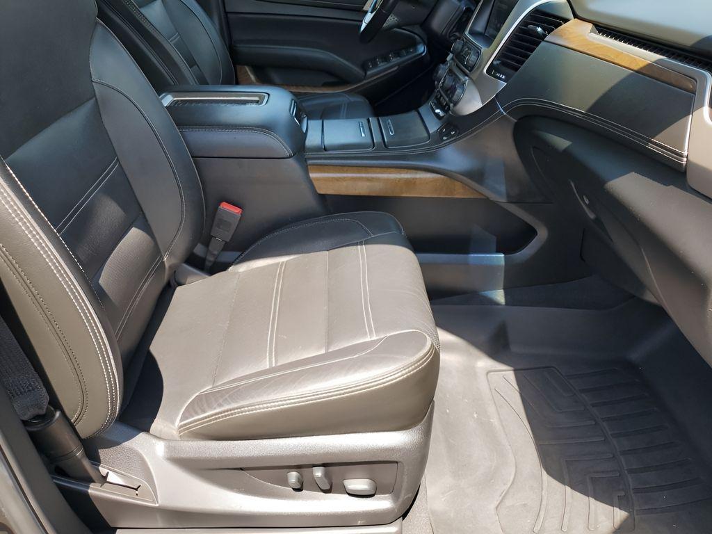 used 2019 GMC Yukon car, priced at $29,399