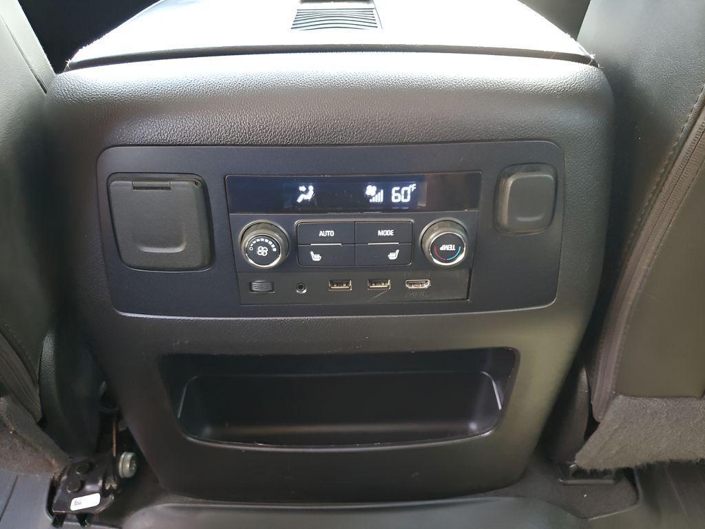 used 2019 GMC Yukon car, priced at $29,399