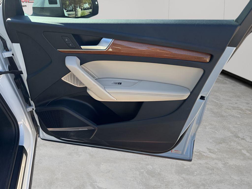 used 2021 Audi Q5 car, priced at $25,795